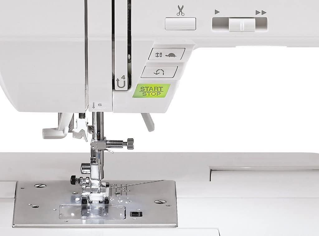 SINGER Quantum Stylist 9960 Computerized Sewing Machine with Accessory Kit S8021