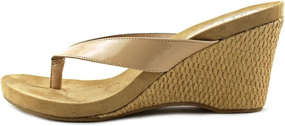 Style & Co. Womens Chicklet Patent Thong Wedge Sandals Beige 10.5 I58514