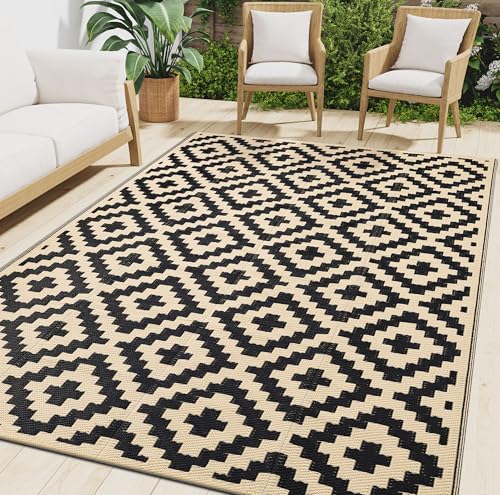 Smiry Waterproof Outdoor Rug 5x8 ft, Reversible Plastic Straw Patio Mat, Black & Beige P20186