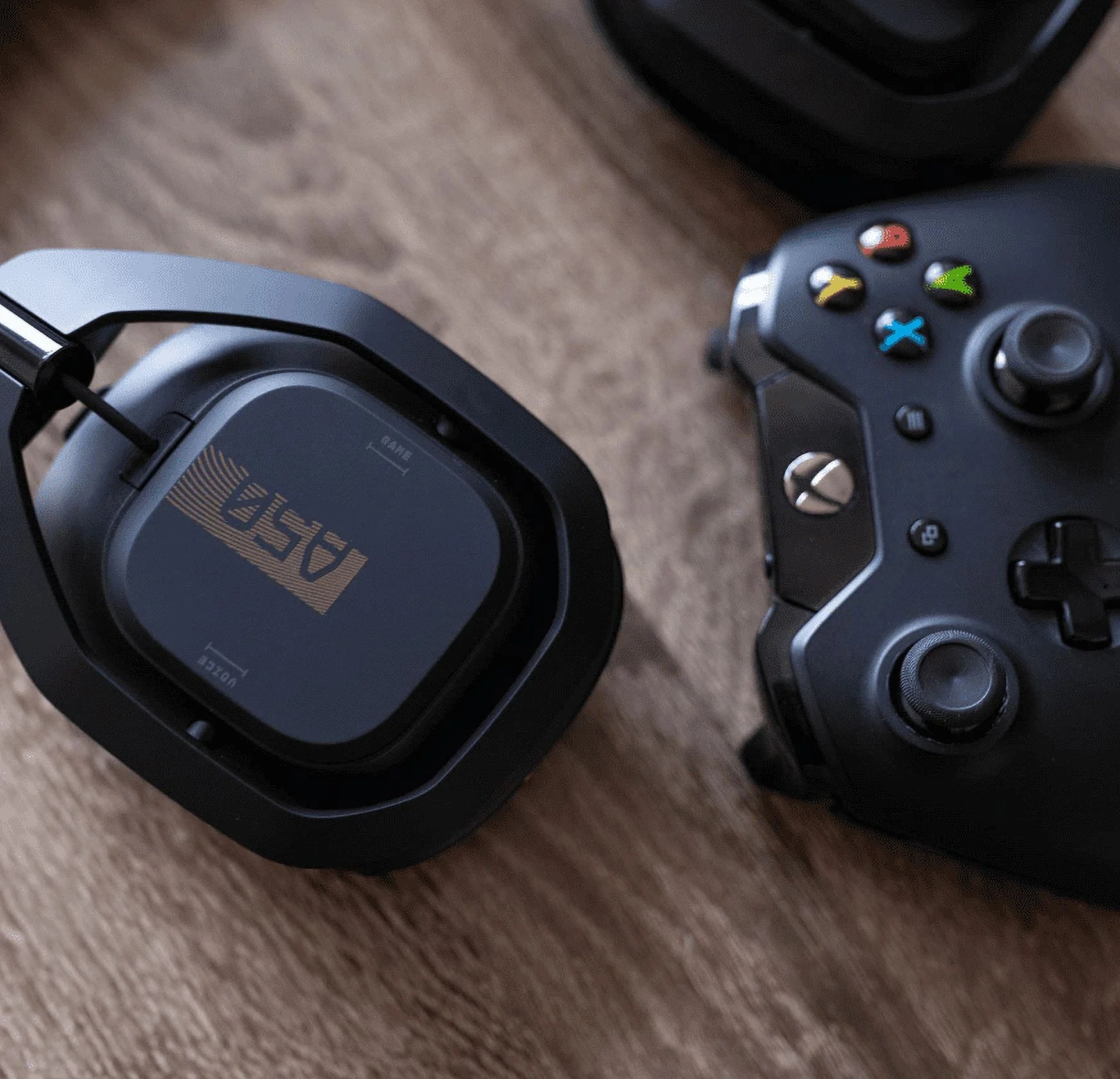 Restored ASTRO Gaming A50 Wireless Headset + Base Station Gen 4 for Xbox Series X R9356